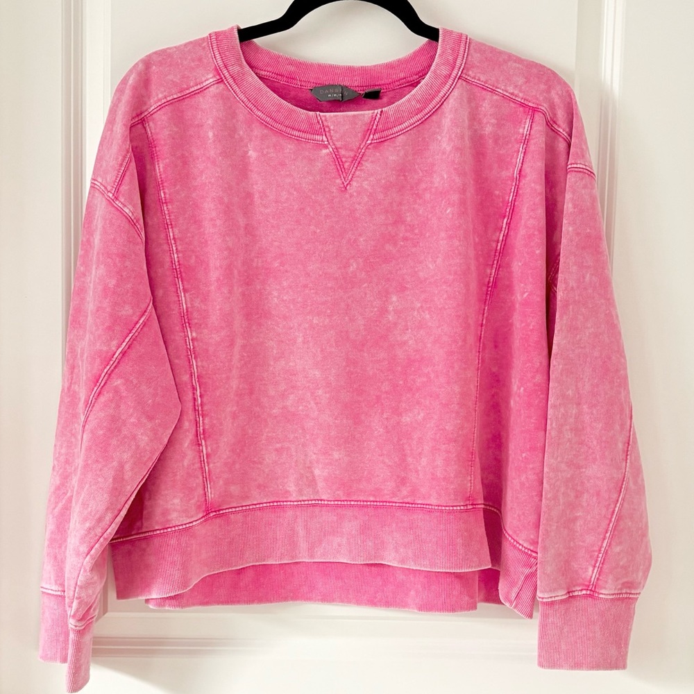 Danskin Vibrant Pink Crew Neck Sweatshirt Medium